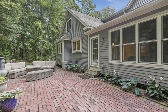 106 Green Road, Bolton, MA 01740
