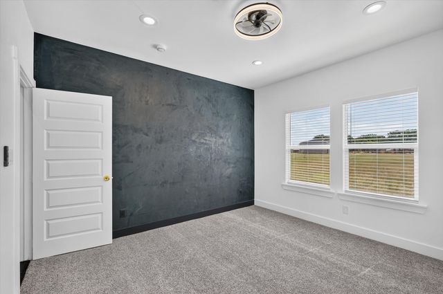 102 Shadywood Road, Trinidad, TX 75163