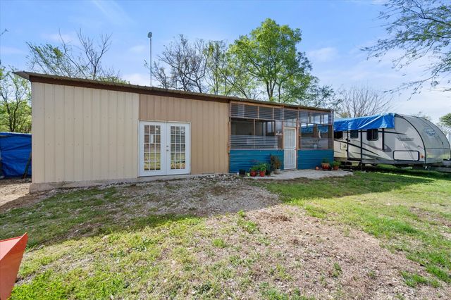 199 Fcr 1051, Streetman, TX 75859