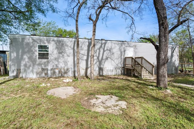 199 Fcr 1051, Streetman, TX 75859