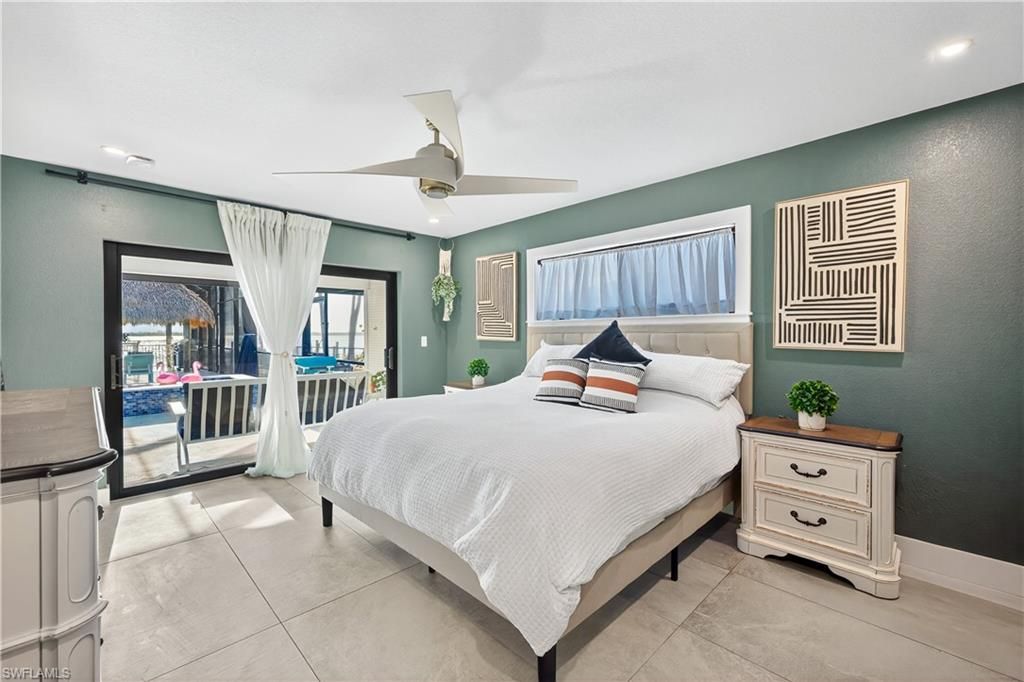 Image 19 of property listing at 3907 SE 21st PL, Cape Coral, FL 33904