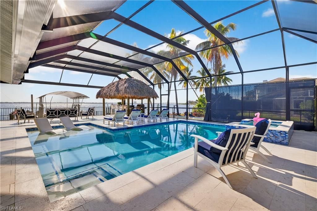 Image 33 of property listing at 3907 SE 21st PL, Cape Coral, FL 33904