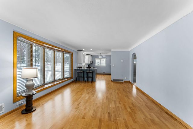 1866 County Road F E, White Bear Lake, MN 55110