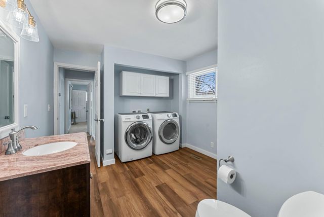 1866 County Road F E, White Bear Lake, MN 55110