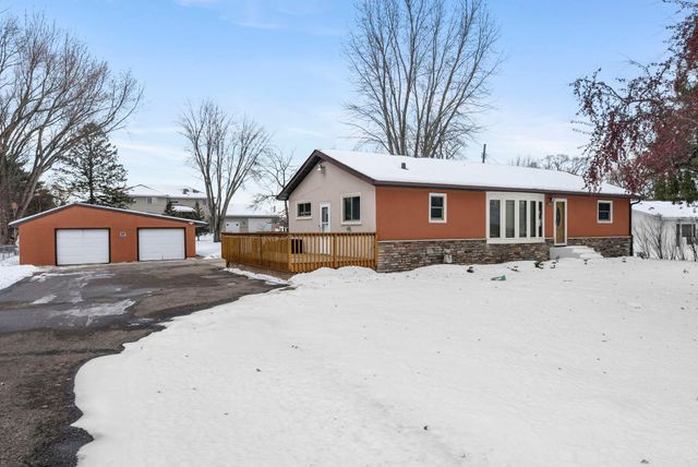 1866 County Road F E, White Bear Lake, MN 55110