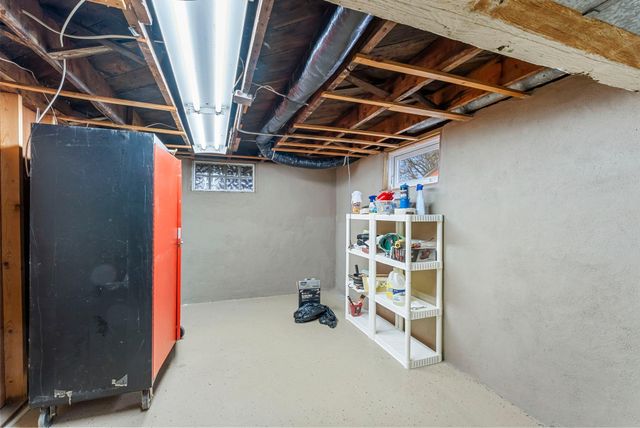 1866 County Road F E, White Bear Lake, MN 55110