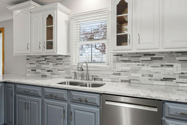 1866 County Road F E, White Bear Lake, MN 55110