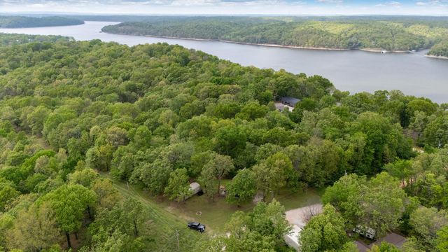 175 Red Oak Lane, Eucha, OK 74342