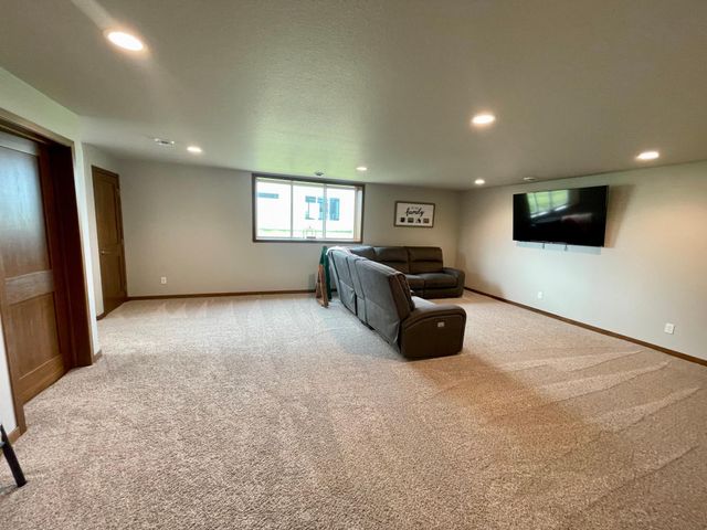 350 Northview Drive SW, Glyndon, MN 56547
