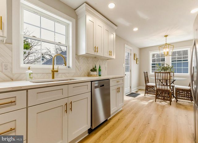 326 LIBERTY AVE, Mount Ephraim, NJ 08059