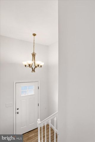 215 CHALLEDON DR, Walkersville, MD 21793