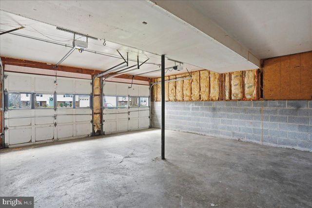 215 CHALLEDON DR, Walkersville, MD 21793