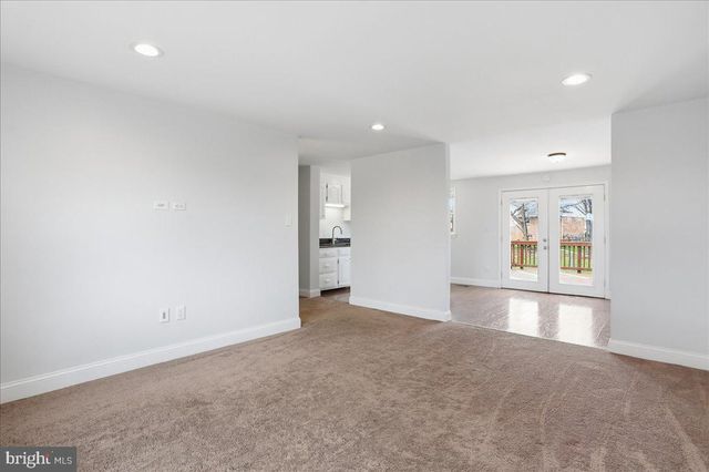 215 CHALLEDON DR, Walkersville, MD 21793