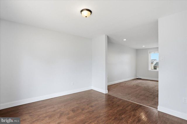 215 CHALLEDON DR, Walkersville, MD 21793