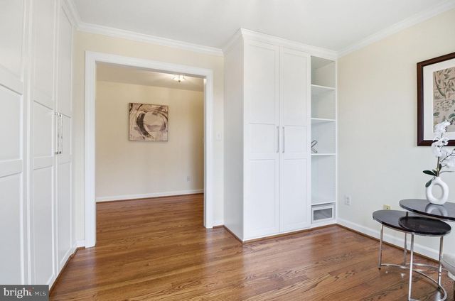 1803 BROOKSTONE CT, Vienna, VA 22182