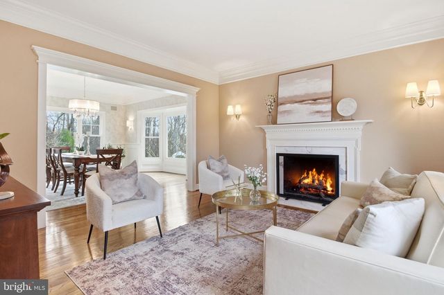 1803 BROOKSTONE CT, Vienna, VA 22182