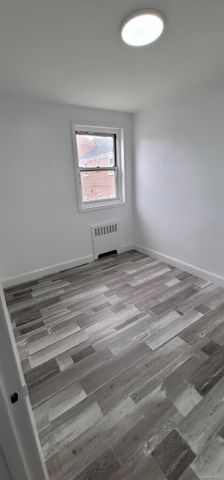 131-78 Laurelton Parkway Upper, Rosedale, NY 11422
