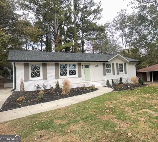 2667 Beacon Drive, Atlanta, GA 30349