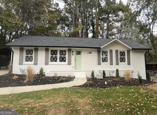 2667 Beacon Drive, Atlanta, GA 30349