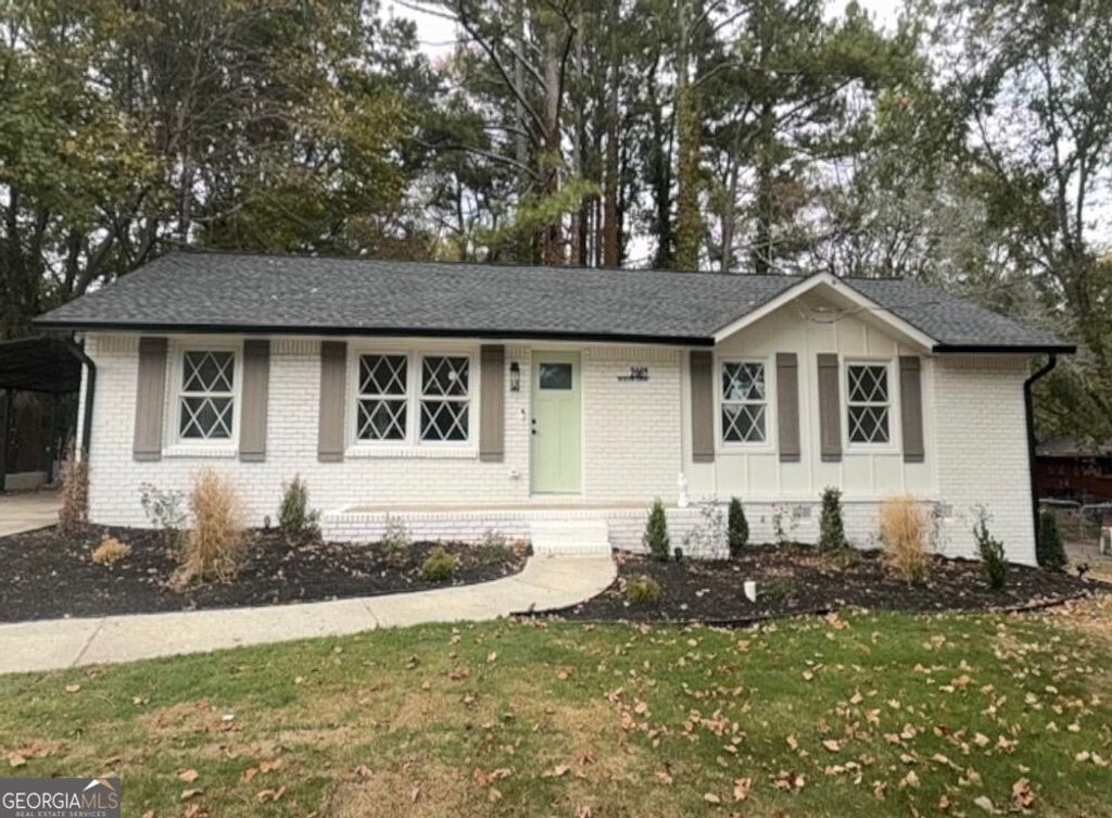 2667 Beacon Drive, Atlanta, GA 30349