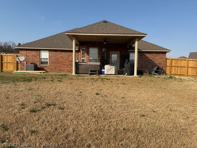 1229 Madeleine Court, Greenwood, AR 72936