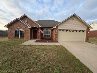 1229 Madeleine Court, Greenwood, AR 72936