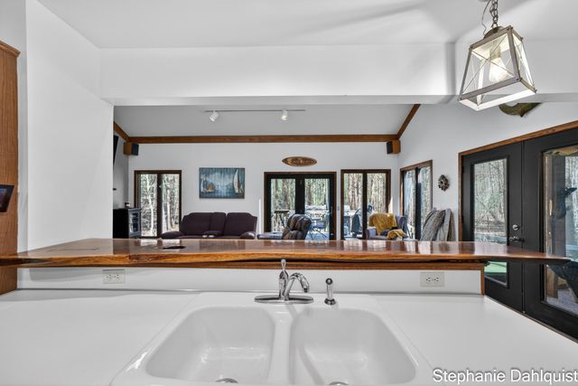 848 Scenic Drive, Muskegon, MI 49445