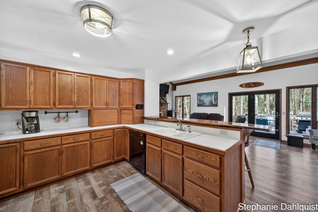 848 Scenic Drive, Muskegon, MI 49445