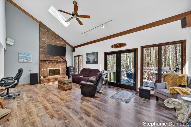 848 Scenic Drive, Muskegon, MI 49445