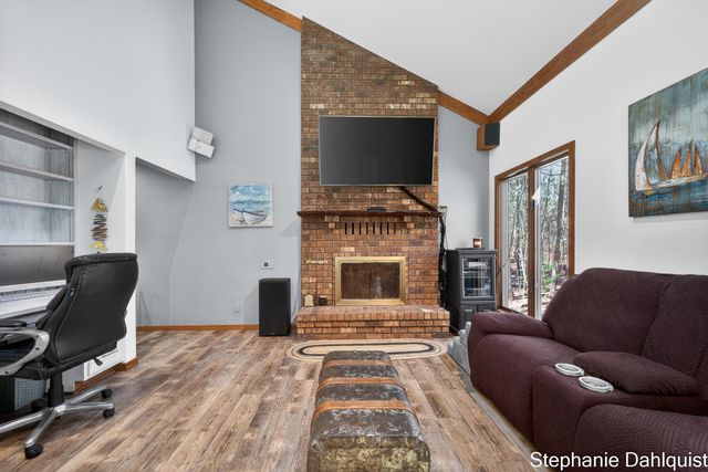 848 Scenic Drive, Muskegon, MI 49445