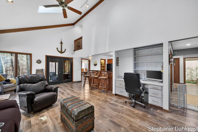 848 Scenic Drive, Muskegon, MI 49445