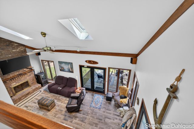 848 Scenic Drive, Muskegon, MI 49445