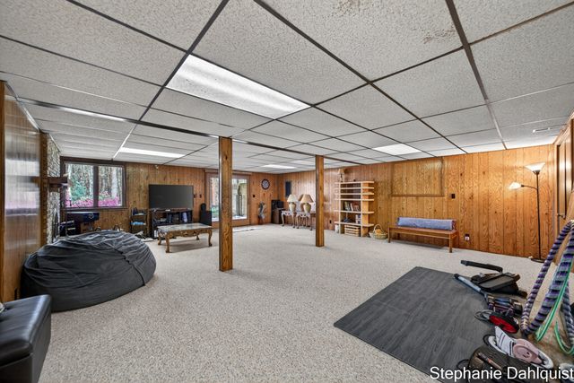848 Scenic Drive, Muskegon, MI 49445