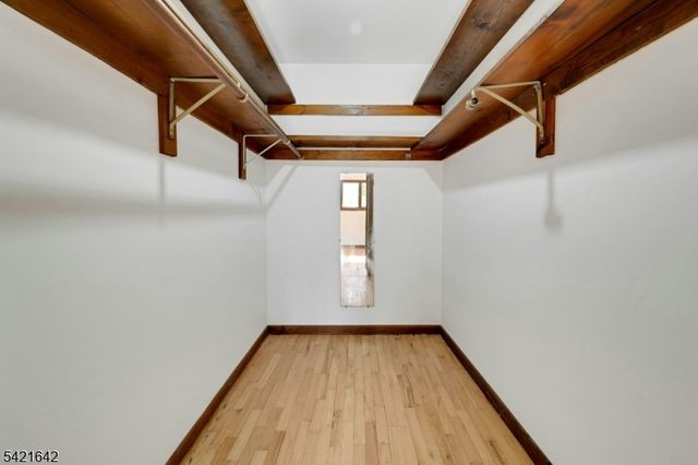 24 Deerhaven Ln, Jefferson Twp., NJ 07435