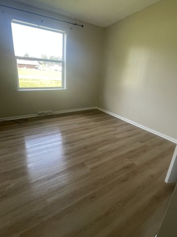 105 Southpark Cir, Gallatin, TN 37066