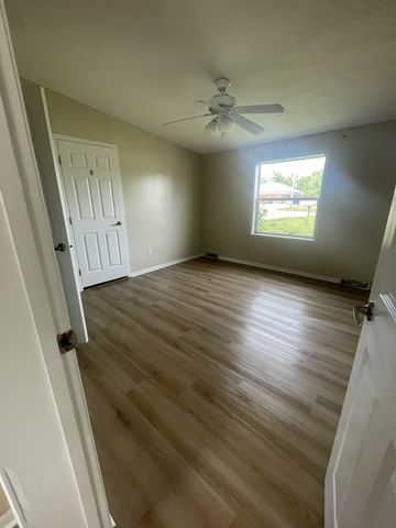 105 Southpark Cir, Gallatin, TN 37066
