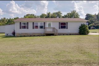 105 Southpark Cir, Gallatin, TN 37066