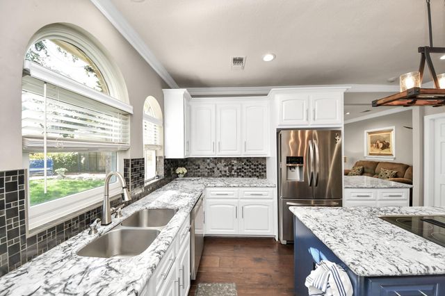 18203 Knotty Green Drive, Houston, TX 77084