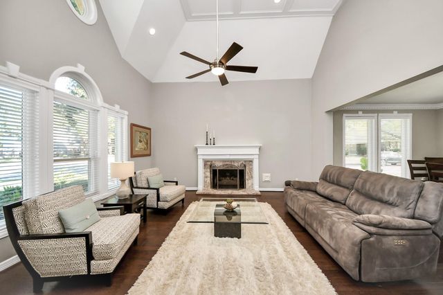 18203 Knotty Green Drive, Houston, TX 77084