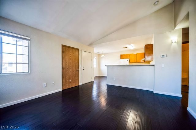 2654 Bryandouglas Drive D, Las Vegas, NV 89121