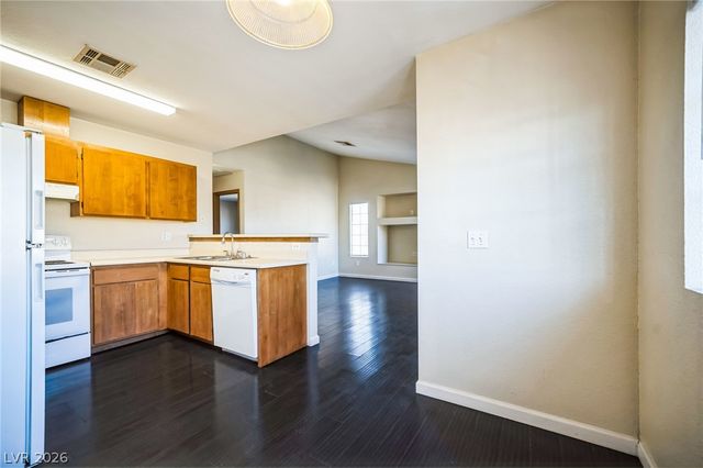 2654 Bryandouglas Drive D, Las Vegas, NV 89121
