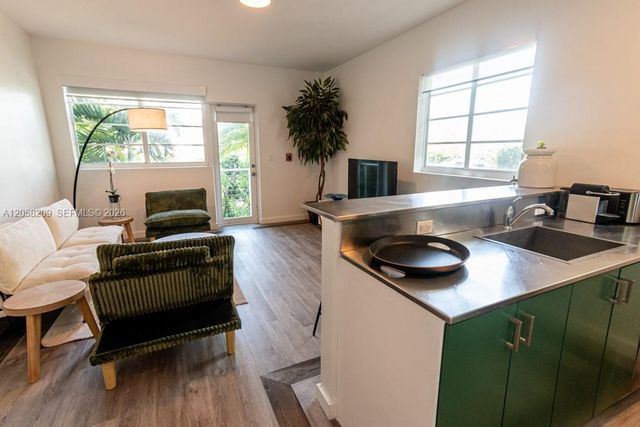 3917 N Meridian Avenue 101, Miami Beach, FL 33140