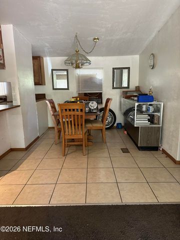 104 TANGERINE Trail, Satsuma, FL 32189