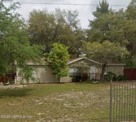 104 TANGERINE Trail, Satsuma, FL 32189