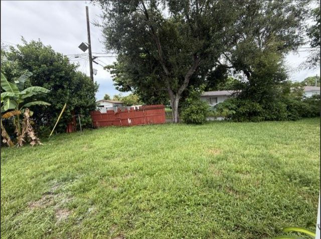 16980 N MIAMI Avenue, North Miami Beach, FL 33169