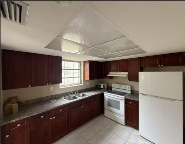 16980 N MIAMI Avenue, North Miami Beach, FL 33169