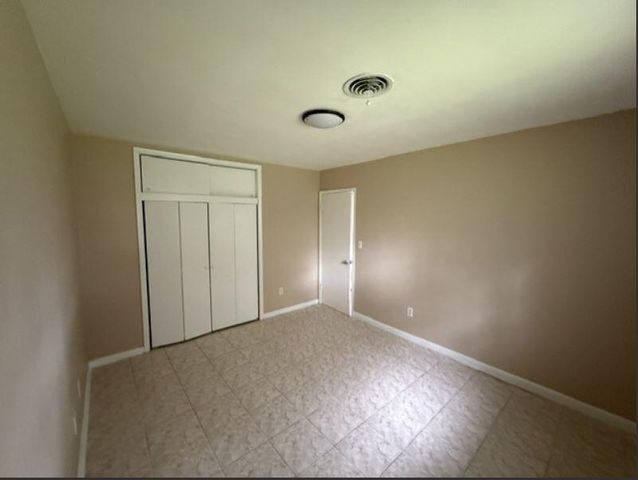 16980 N MIAMI Avenue, North Miami Beach, FL 33169