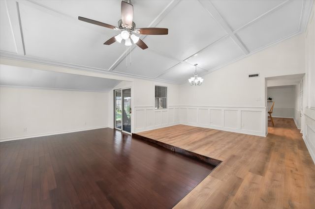 7520 Weatherwood Court, Fort Worth, TX 76133