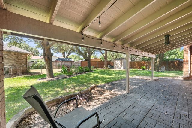 7520 Weatherwood Court, Fort Worth, TX 76133