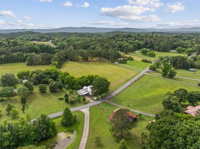 329 New Zion Road SW, Calhoun, GA 30701